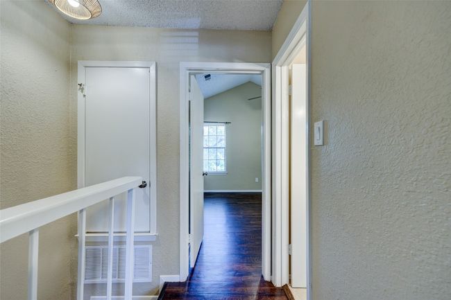 APT-32 - 11821 Bittern Holw, Condo with 2 bedrooms, 2 bathrooms and null parking in Austin TX | Image 24