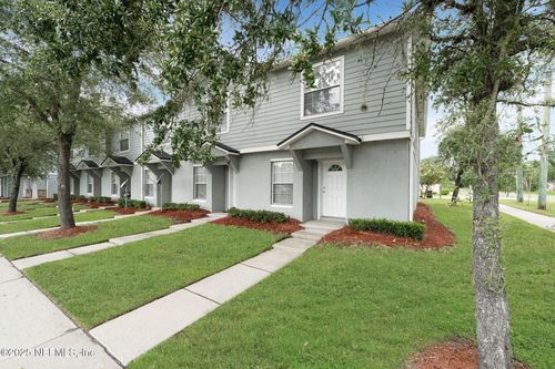 8400 Mcgirts Village Ln, Jacksonville, FL, 32210-0425 | Card Image