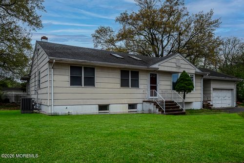 614 Dow Avenue, Oakhurst, NJ, 07755 | Card Image