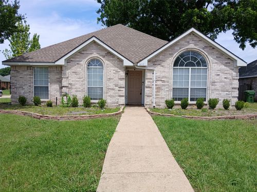 3610 Berrywood Cir, Garland, TX, 75040-3572 | Card Image