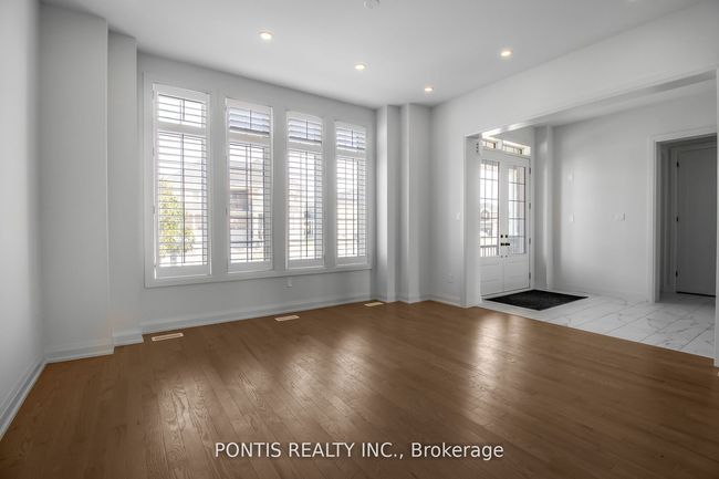 89 Marigold Blvd, House other with 5 bedrooms, 5 bathrooms and 4 parking in Tottenham ON | Image 9