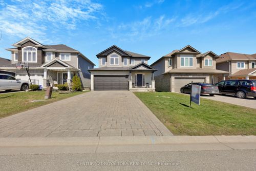 14 Chamberlain Ave, Ingersoll, ON, N5C0C6 | Card Image