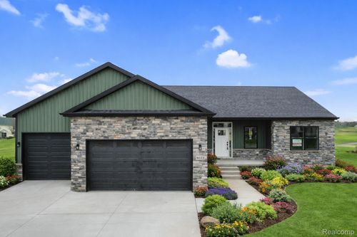 1315 Park Ridge Pointe, Grand Blanc, MI, 48439-2530 | Card Image