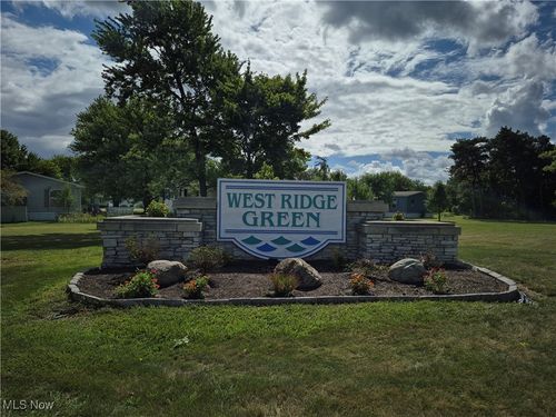120 Kenny Brook Ln, Elyria, OH, 44035-4733 | Card Image