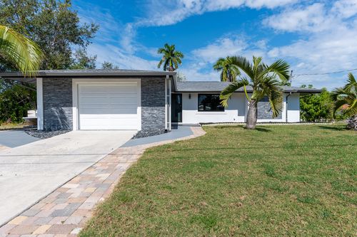 9793 Tonya Ct, BONITA SPRINGS, FL, 34135-4716 | Card Image