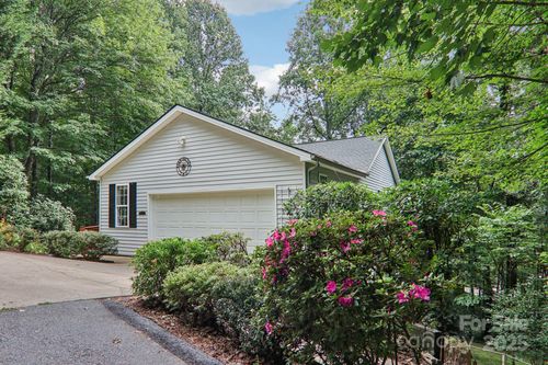 702 Cinnamon Way, Flat Rock, NC, 28731-7755 | Card Image