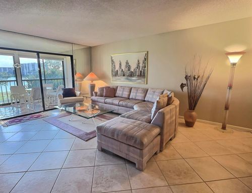 apt-203-14476 Amberly Ln, Delray Beach, FL, 33446-2932 | Card Image