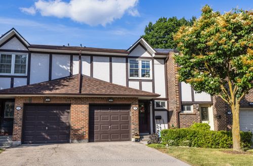 38-2120 Rathburn Rd E, Mississauga, ON, L4W2S8 | Card Image