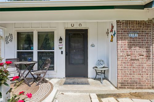 3101 Forestdale Ln, Balch Springs, TX, 75180-1909 | Card Image