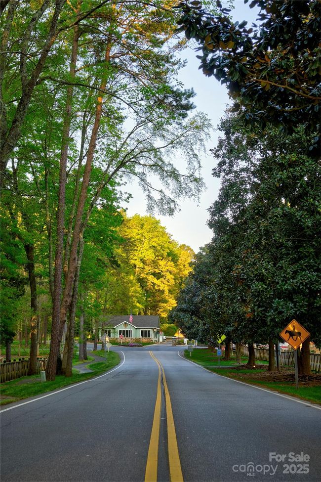 Would you even know this gem of a community was here, just outside the hustle & bustle of Charlotte if we did not tell you? River Hills is tucked away in this serene setting with tree lined streets. | Image 21