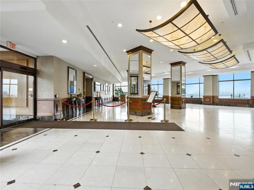 100 Old Palisade Rd, Fort Lee, NJ, 07024-7064 | Card Image