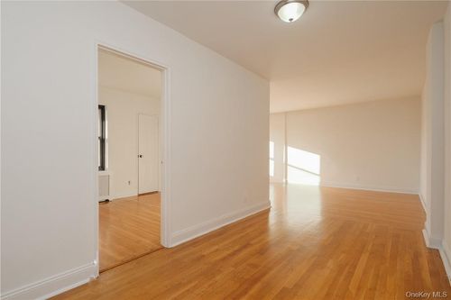5-f-440 Warburton Ave, Yonkers, NY, 10701-1821 | Card Image