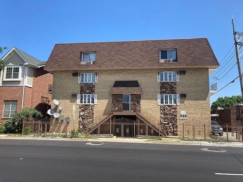 304-1128 Des Plaines Ave, Forest Park, IL, 60130-2183 | Card Image