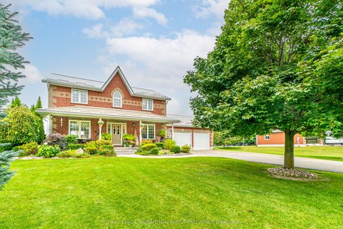 929 Eldon Rd, Oakwood, ON, K0M2M0 | Card Image