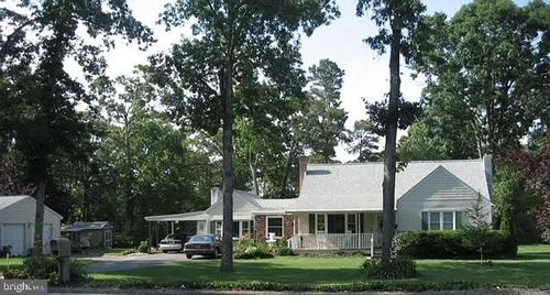 1170 W Sherman Ave, Vineland, NJ, 08360-6916 | Card Image