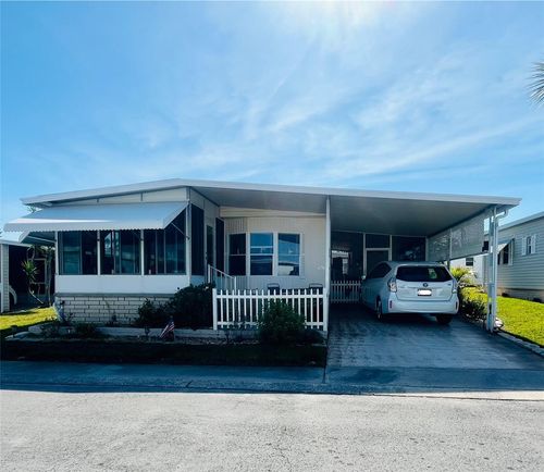 218 Red Maple Dr, PALM HARBOR, FL, 34684 | Card Image