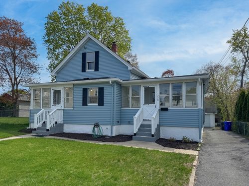 220 Francis Ave, North Providence, RI, 02904-3308 | Card Image