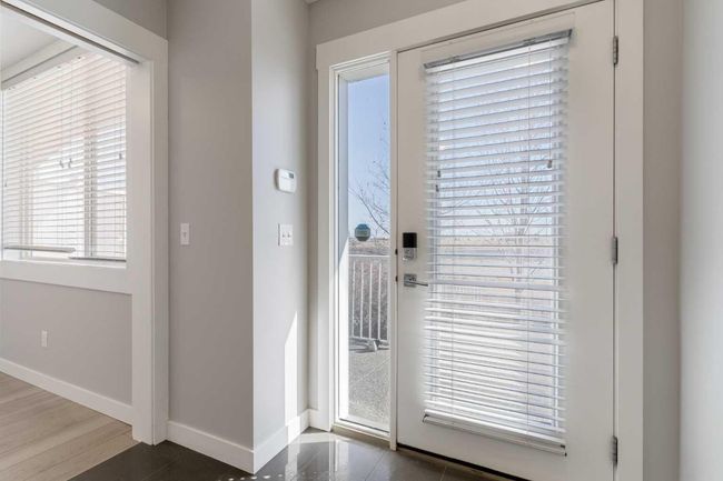 35 - 111 Rainbow Falls Gate, Townhouse with 3 bedrooms, 3 bathrooms and 2 parking in Chestermere AB | Image 5