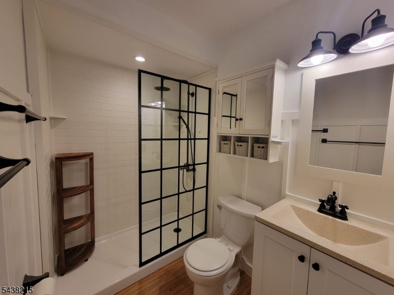 Residential Lease in Vernon Twp. 5