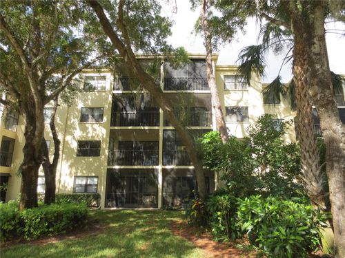 apt-c210-425 30th Ave W, BRADENTON, FL, 34205-8032 | Card Image