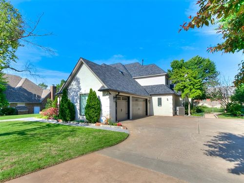 1717 Mission Road, Edmond, OK, 73034 | Card Image