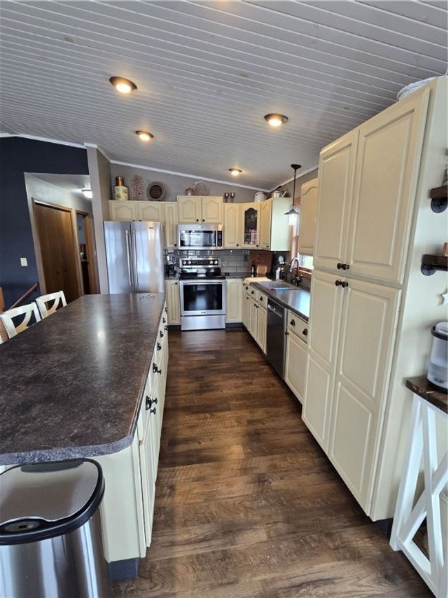 1097 24 1/4 St, House other with 3 bedrooms, 2 bathrooms and null parking in Cameron WI | Image 21