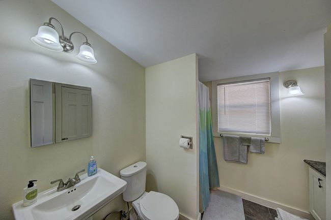 205 Cedar Cliff Loop, Home with 3 bedrooms, 2 bathrooms and 1 parking in Hunt TX | Image 23