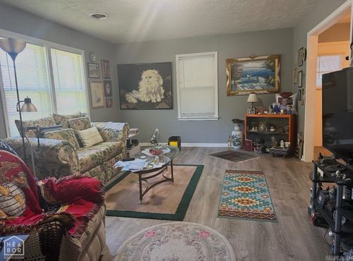 165 E Poplar St, Piggott, AR, 72454-2728 | Card Image