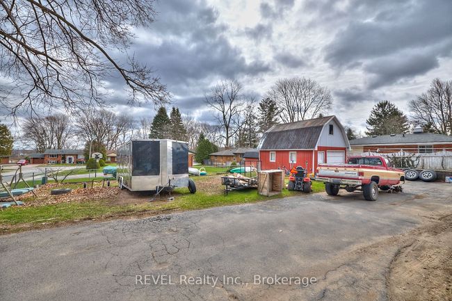 1317 Pelham St, House other with 3 bedrooms, 2 bathrooms and 6 parking in Pelham ON | Image 37