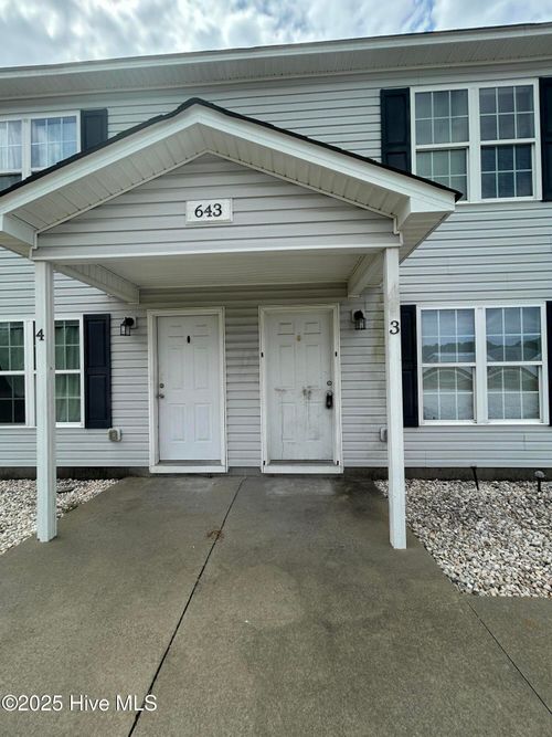 th-643 Fowler Manning Rd, Richlands, NC, 28574-7432 | Card Image