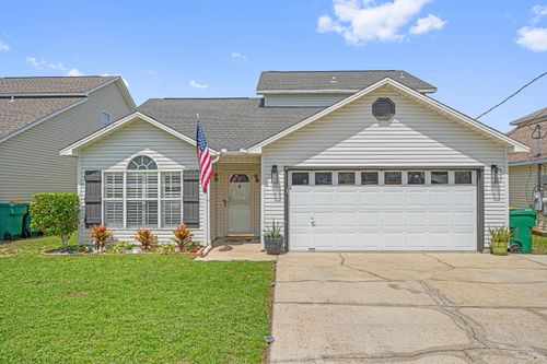 138 Beach Dr, Fort Walton Beach, FL, 32547-2467 | Card Image