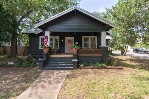 902 W Hopkins St, San Marcos, TX, 78666-4209 | Card Image