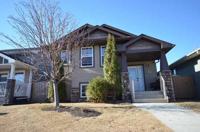 43 Regatta Way, Home with 3 bedrooms, 2 bathrooms and 2 parking in Sylvan Lake AB | Image 1
