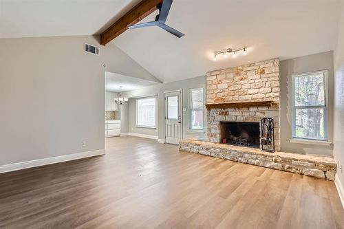 113 Wagon Wheel Trl, Georgetown, TX, 78628-2404 | Card Image