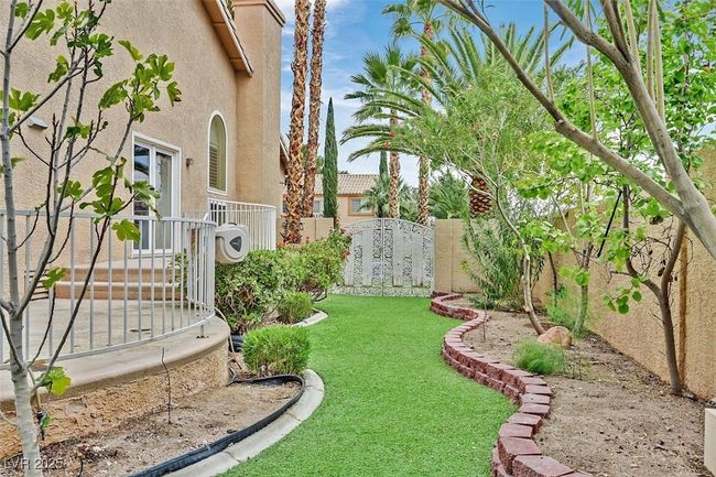 3367 Trickling Stream Cir, House other with 5 bedrooms, 3 bathrooms and null parking in Las Vegas NV | Image 35