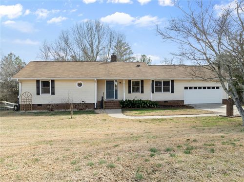 115 Myrtle Ln, Central, SC, 29630-9066 | Card Image