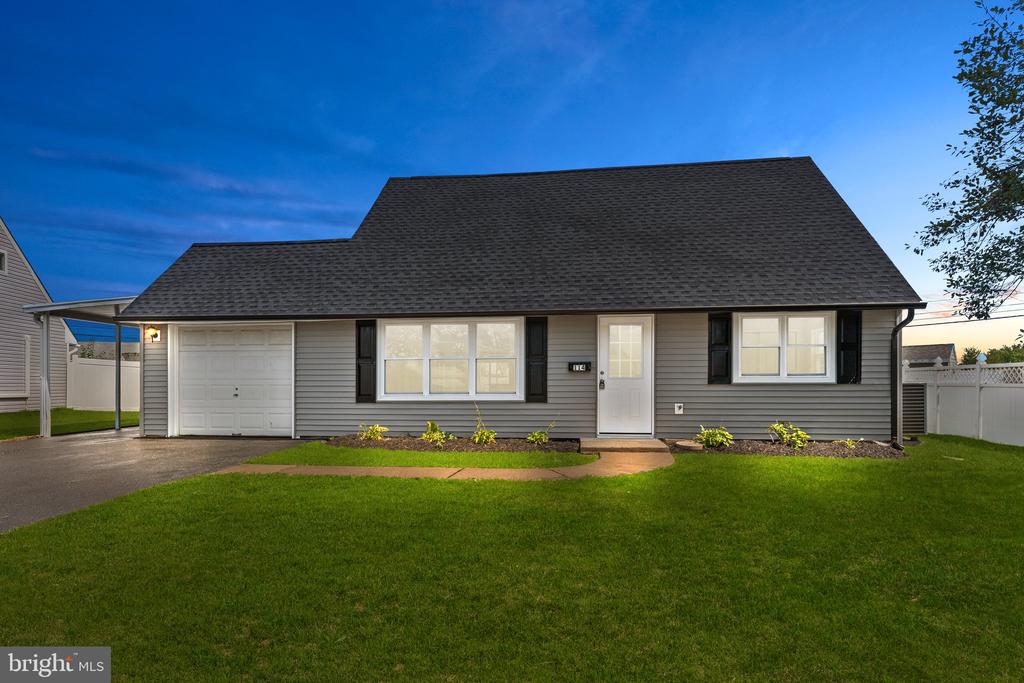 Plumtree Rd, Levittown, PA 19056