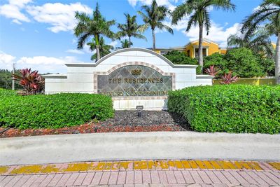 107 - 2240 E Preserve Way, Condo with 1 bedrooms, 1 bathrooms and null parking in Miramar FL | Image 1