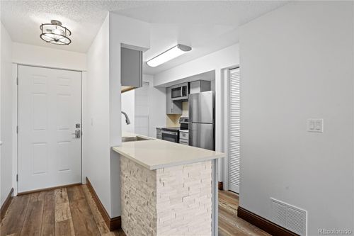 203b-865 S Quebec Street, Denver, CO, 80247 | Card Image