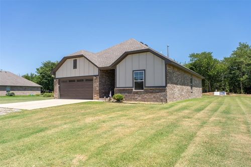 3550 N Manning Rd, El Reno, OK, 73036-9322 | Card Image