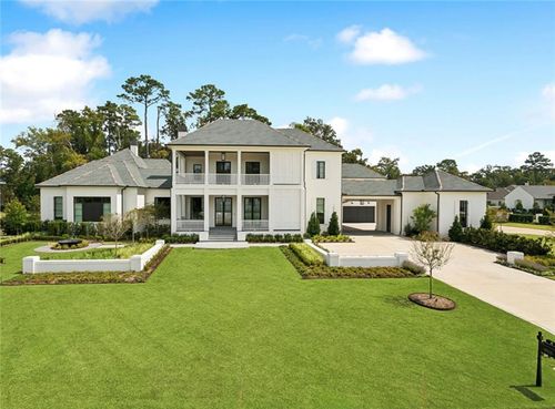 4 Crystal Lake Ln, Mandeville, LA, 70471-3381 | Card Image