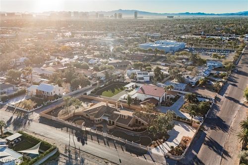 5925 Obannon Dr, Las Vegas, NV, 89146-3166 | Card Image