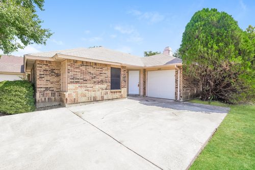 6763 Dandelion Dr, Fort Worth, TX, 76137-2371 | Card Image