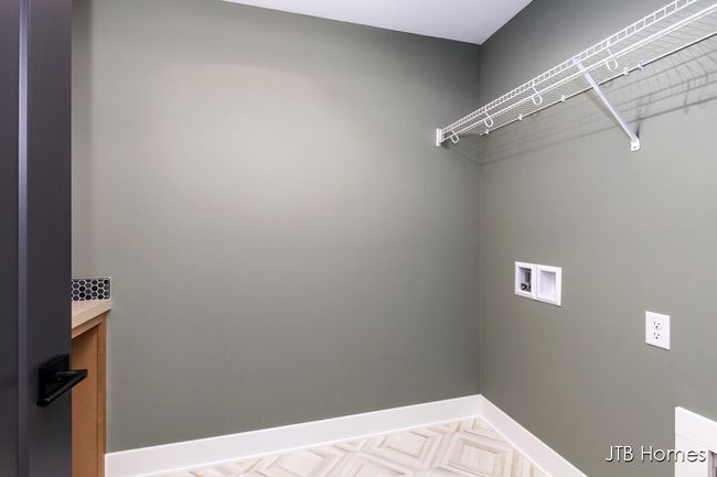 5899 Valley Point Dr Se, House other with 4 bedrooms, 3 bathrooms and null parking in Caledonia MI | Image 27