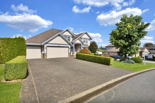 8598 171 St, Surrey, BC, V4N5J1 | Card Image