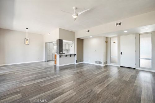 28375 Paseo Grande Dr, Menifee, CA, 92586-3598 | Card Image
