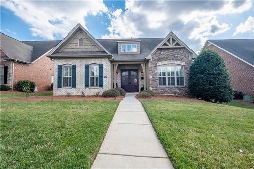 5584 Foxgate Cir, Winston Salem, NC, 27106-6267 | Card Image