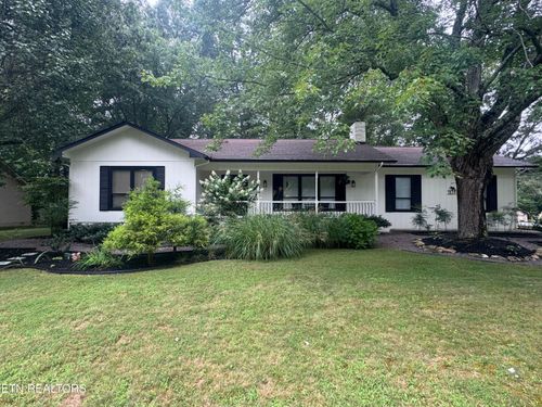 182 Delbridge Ln, Crossville, TN, 38558-5800 | Card Image