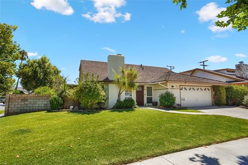 27556 Glasser Ave, Canyon Country, CA, 91351-2038 | Card Image