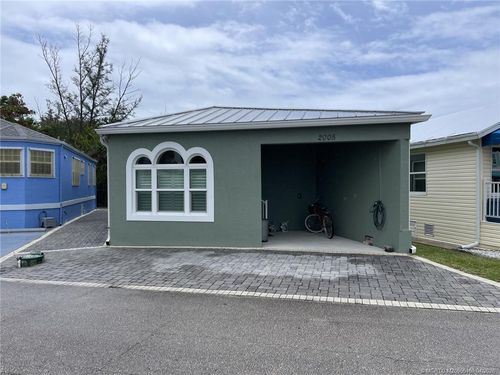 2005 Nettles Blvd, Jensen Beach, FL, 34957-3216 | Card Image